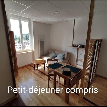 Studio Sympa Avec Petit Dejeuner Entre Canal Et Loire رْوان المظهر الخارجي الصورة